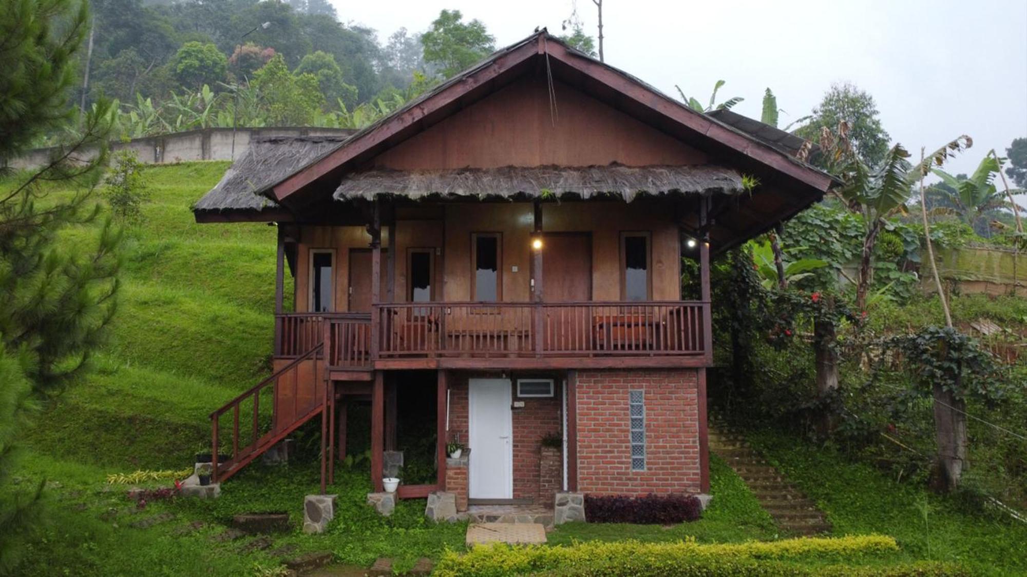 Damar Langit Resort Cisarua Esterno foto