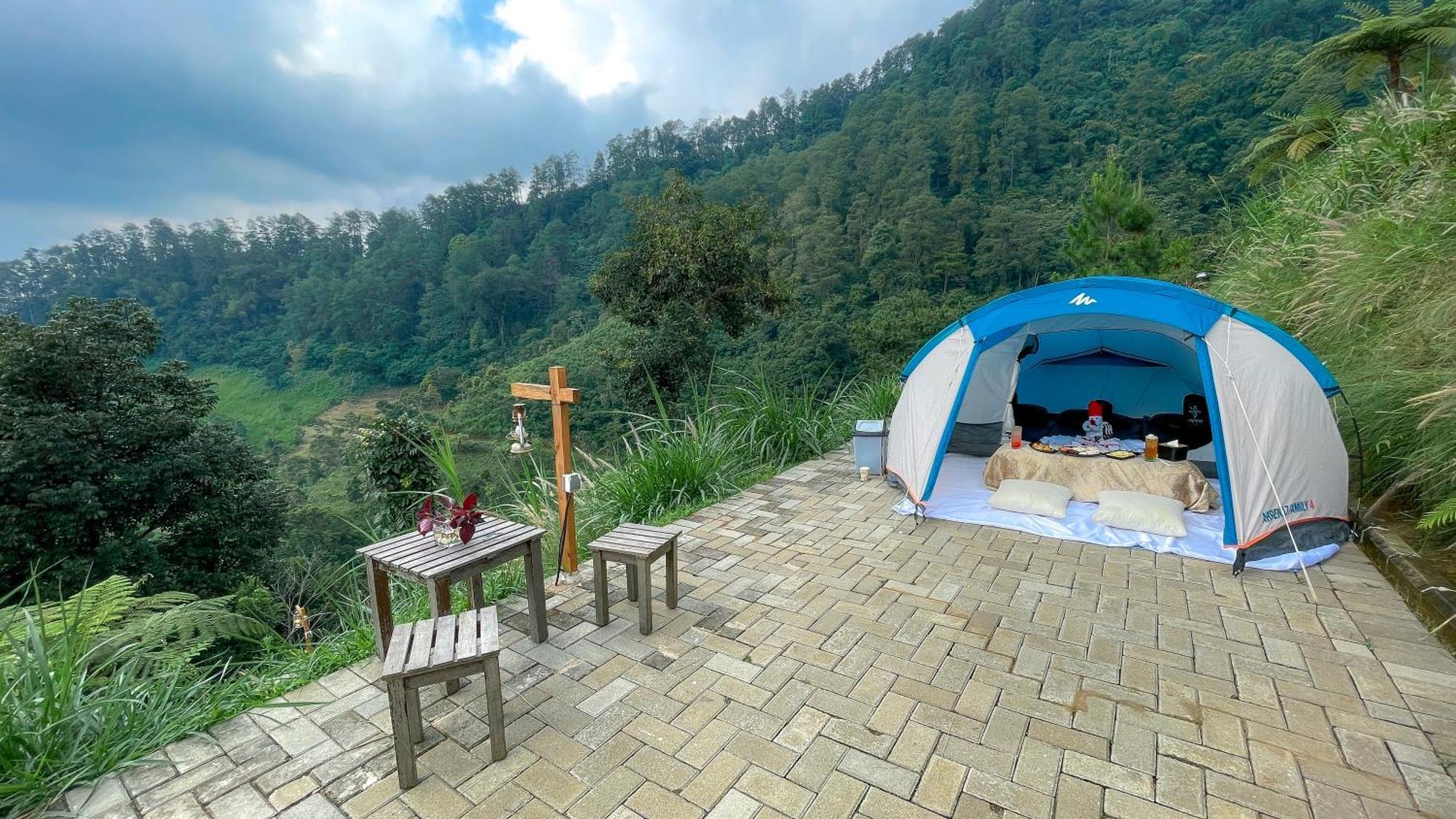 Damar Langit Resort Cisarua Esterno foto
