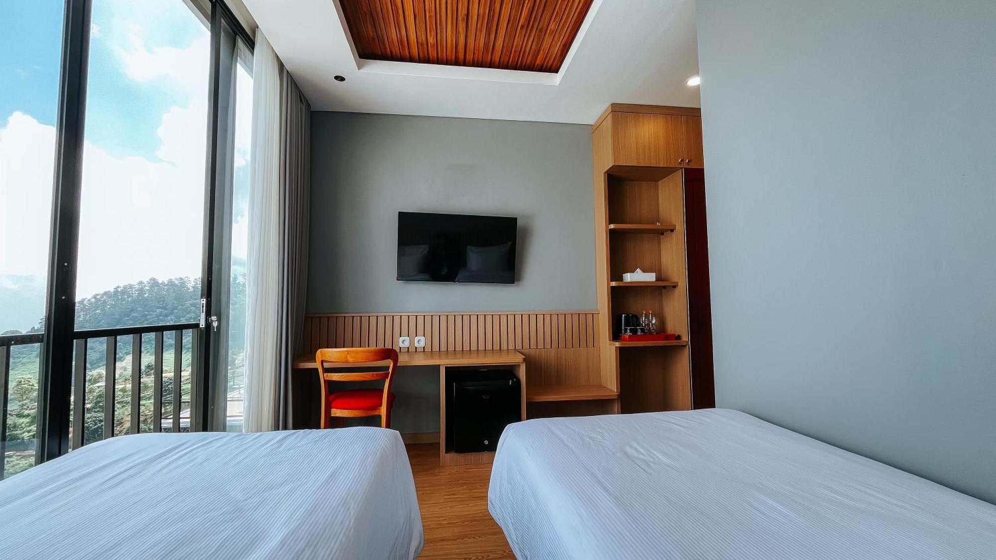 Damar Langit Resort Cisarua Esterno foto
